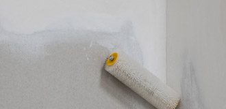 界面處理劑主要用于室內裝飾裝修墻面的基層處理，也適用于室內地面加固的封閉處理。